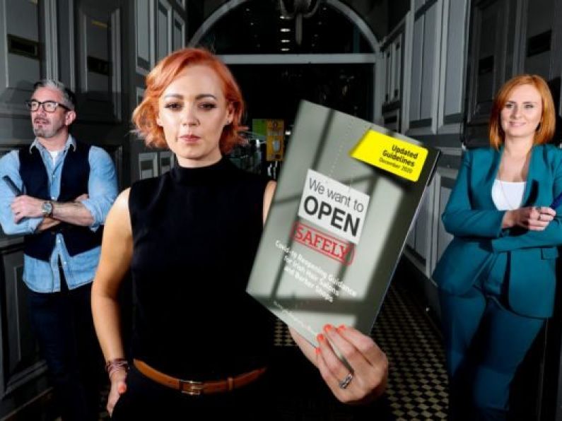 Hairdressers issue renewed call for clearance to remain open in Level 4
