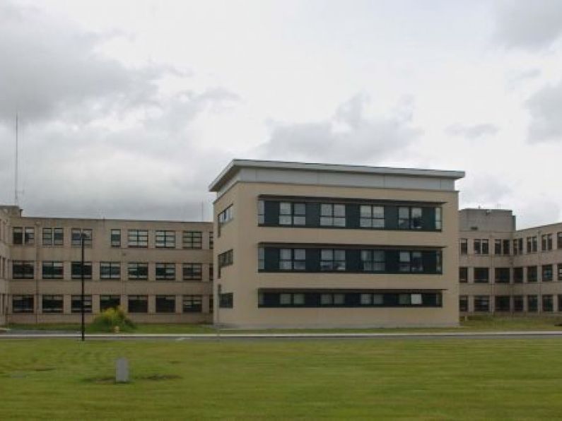 13 year old boy dies in 'tragic accident' at a school in Co. Kilkenny