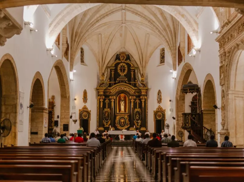 Priest fined €500 for celebrating mass in church with parishioners
