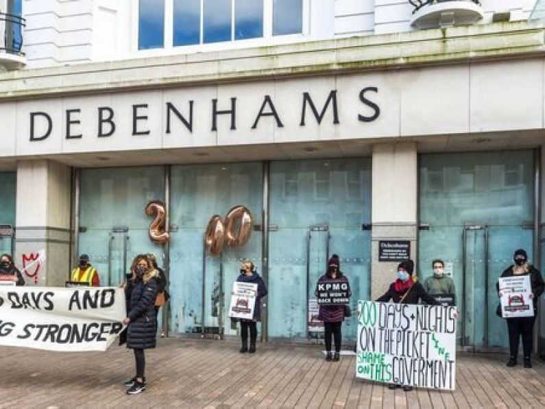 Former Debenhams workers roundly reject €3m Government deal