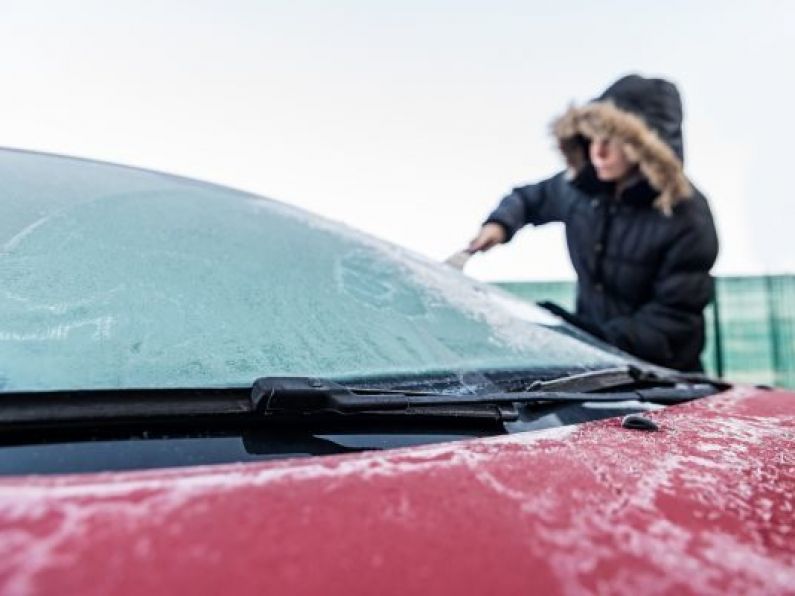 Cost of using your kettle to de-ice your windscreen revealed