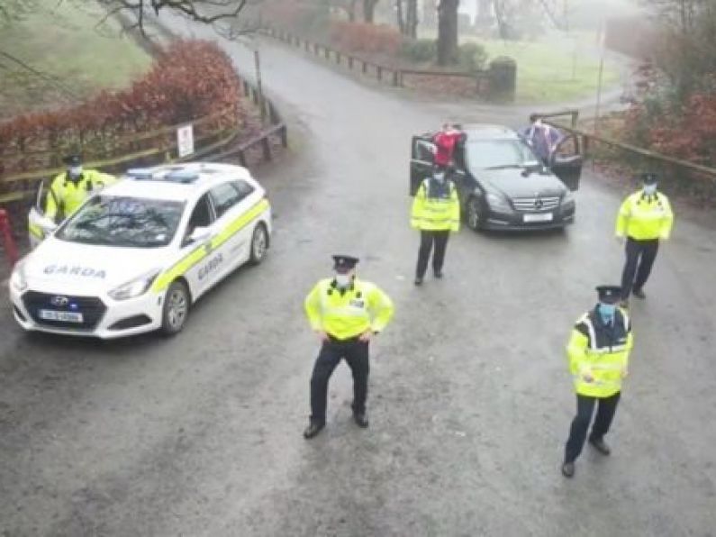 Gardaí respond to Swiss police dance challenge