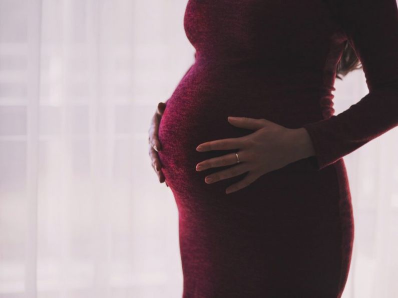 Covid cuddles on Beat: The reality of being pregnant during a pandemic