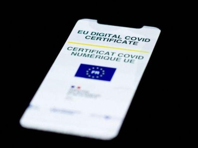 Digital Covid certificate could be used for indoor dining, Varadkar says