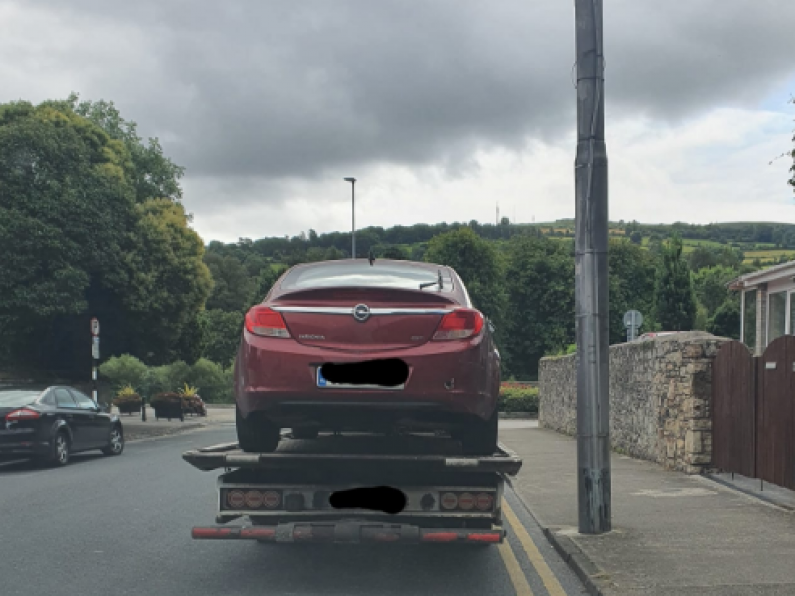Car seized in Co. Tipperary as Gardaí find tax expired almost 4 years