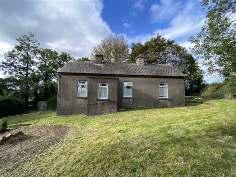 €110,000 will get you this Tipperary farm cottage in need of an overhaul