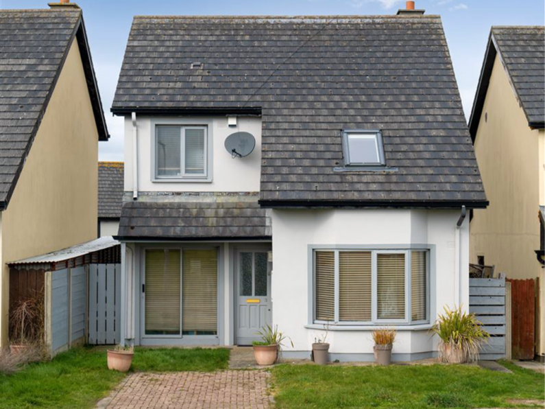 This eye-catching seaside Wexford home could be yours for €205,000
