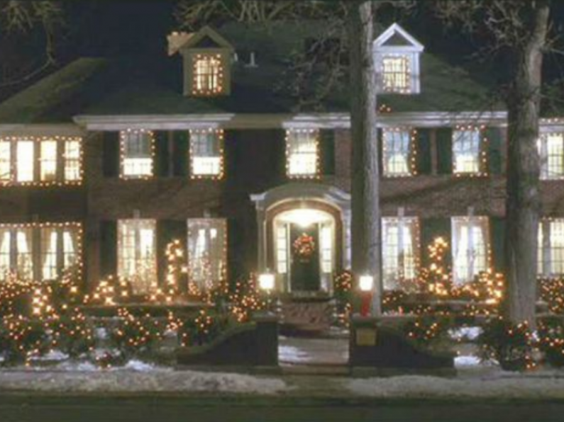 You can now stay in the famous 'Home Alone' house for one night this Christmas