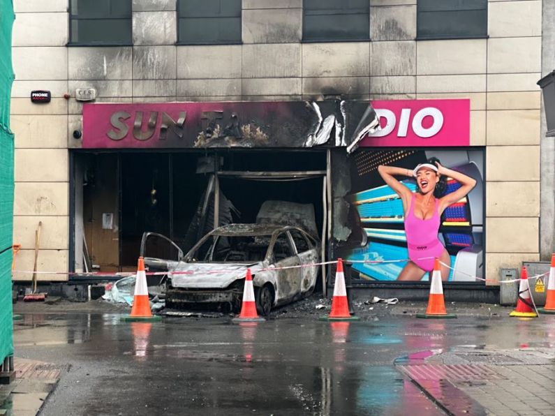 Car crashes into tanning shop in Carlow town
