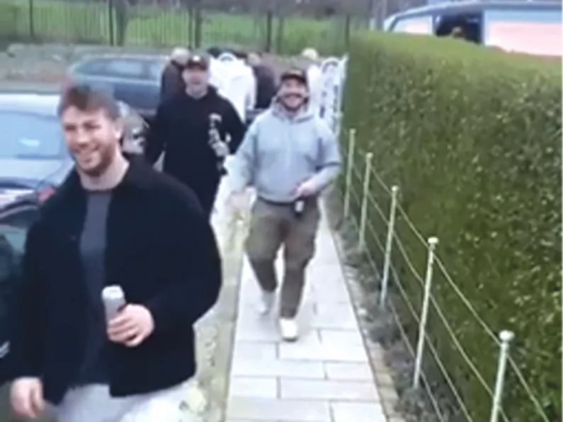 Watch as Irish Rugby players surprise Gary Ringrose at his house