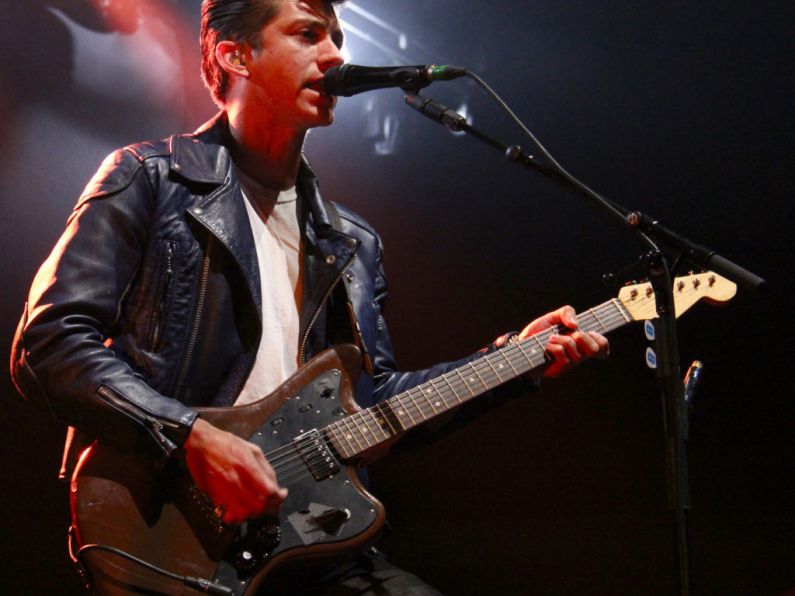 Arctic Monkeys to headline Glastonbury 2023