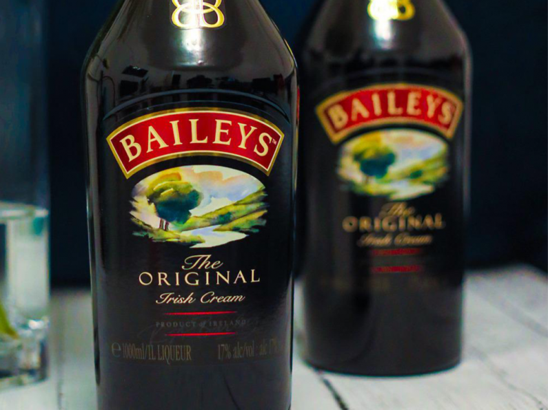 Woman drank 40 shots of Baileys before crashing into cars worth €114,000 & punching witness, court hears