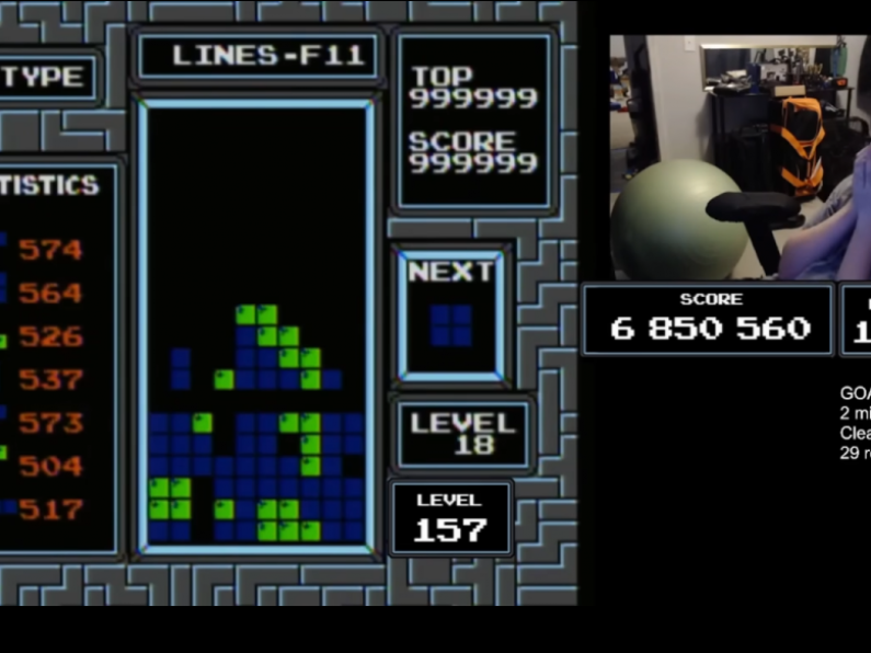 Teen gamer becomes the first human to complete Nintendo's classic video game Tetris