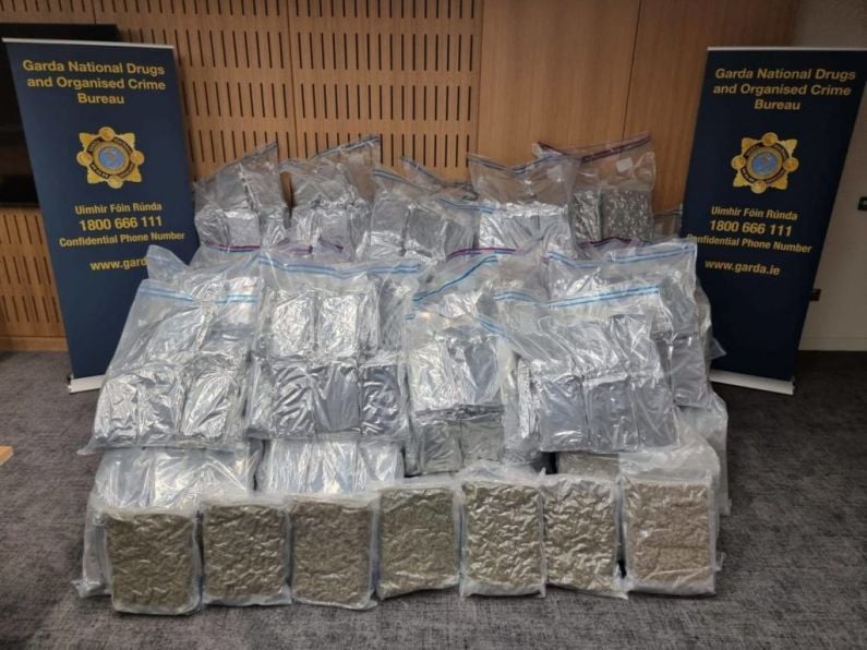 Seizure of €8.5 million in Dublin following the seizures of €4.6 million in the South East