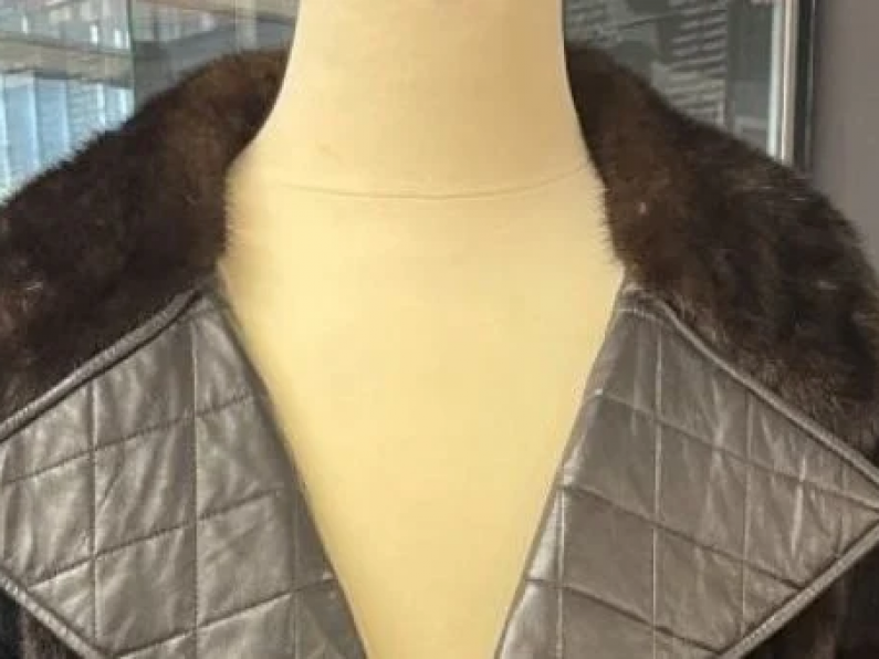 Elvis' mink coat sells for more than £100,000