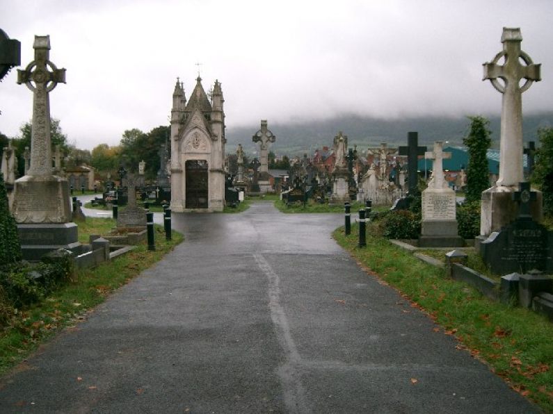 Elderly man robbed while visiting family member's grave