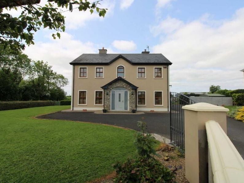 Spacious family home in Tipperary enters the market at €395,000