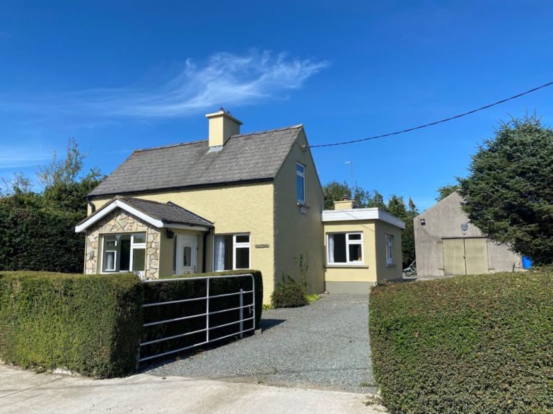 Compact cottage in Wexford ideal for first-time buyer on the market for €195,000