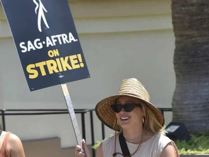Hilary Duff and Kevin Bacon join picket lines of US actors’ union strike