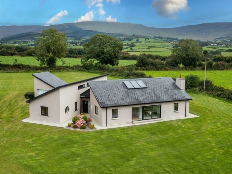 Experience Countryside Elegance: Comeragh View Lodge - Your Dream Home in Co Waterford!