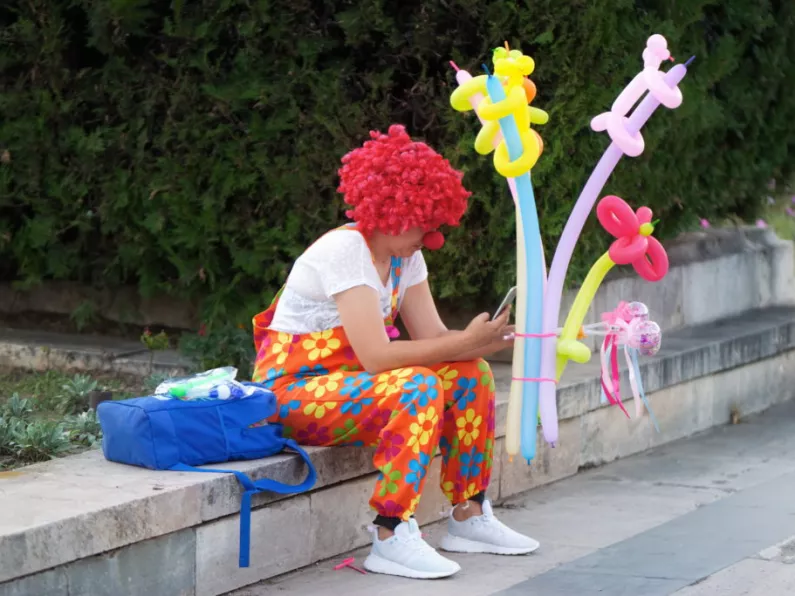 Clown appears in court over illegally selling balloons