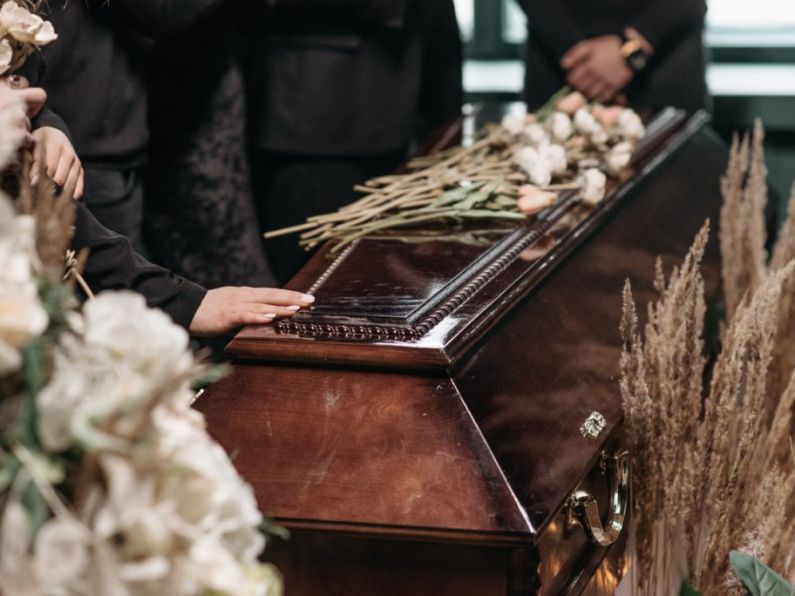 Woman wakes up inside coffin during her funeral