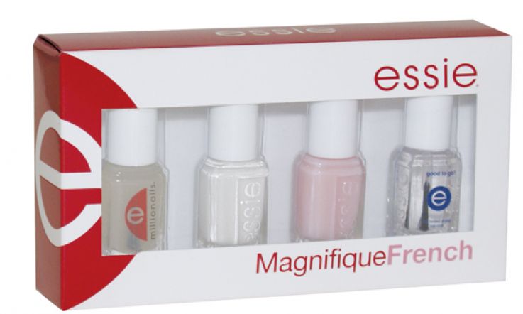 Here Come Christmas Gifts: Essie Stocking Fillers
