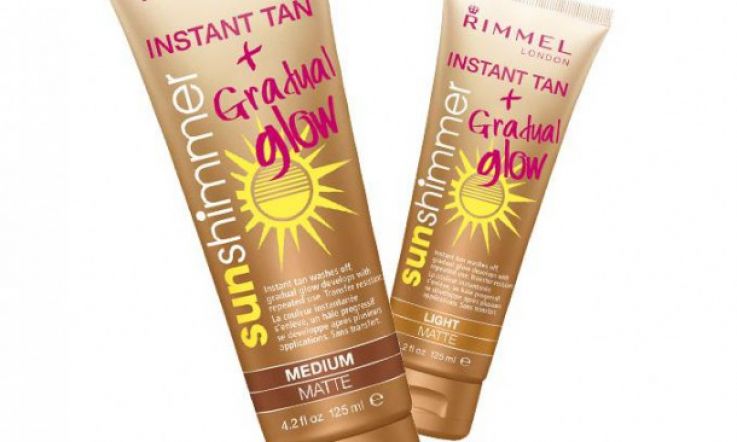 Rimmel Sunshimmer Instant Tan + Gradual Glow: tanned stubbornly white legs but alas smells of digestives