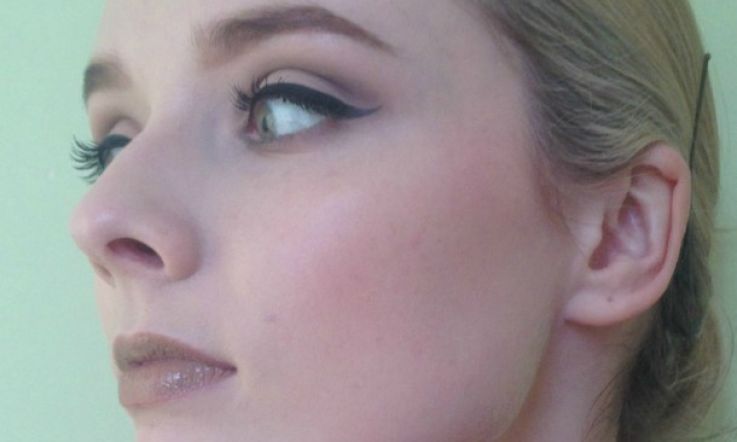Get The Look: 90s Inspired Tonal Makeup