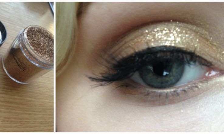 Festive Gilded Eyes: A Step-By-Step Guide