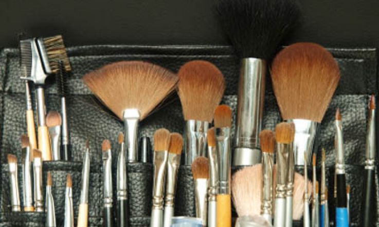 Beaut.ie How To: Store Your Make-Up Brushes