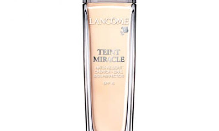 AW10: Lancome Teint Miracle is a Light-Reflecting Breakthrough