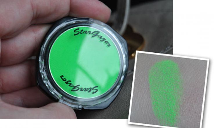 Star Bright fluorescent pressed powder from Stargazer: radioactive and proud 