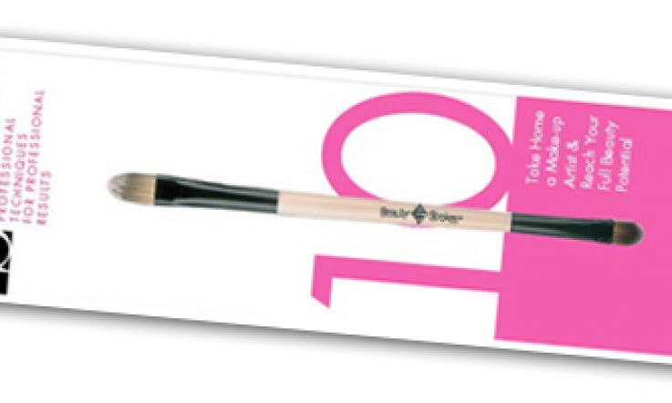 Beauty Strokes Concealer Brush Gets The Thumbs Up