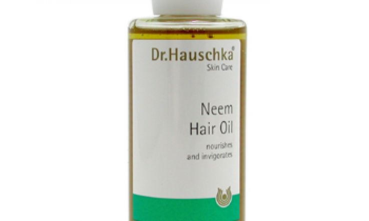 The fatal flaw for this intensive conditioner: Dr Hauschka and his goddamn Neem Oil