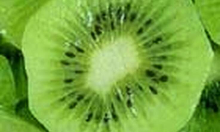 DIY: Fruity Kiwi Facial Cleanser (for dry or oily skin types)