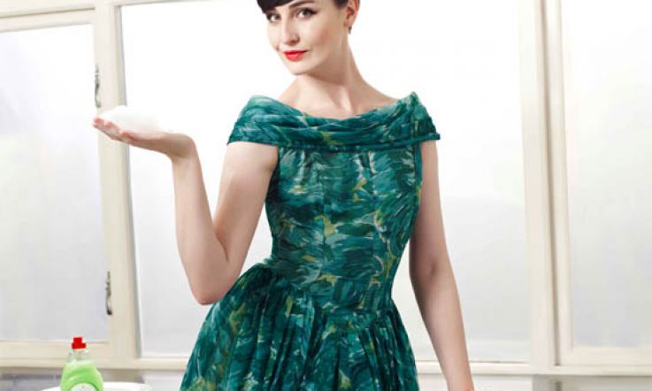 Is Erin O'Connor Hard up for Cash? Beaut.ie Wonders as She Launches Fairy Clean & Care with a touch of Olay