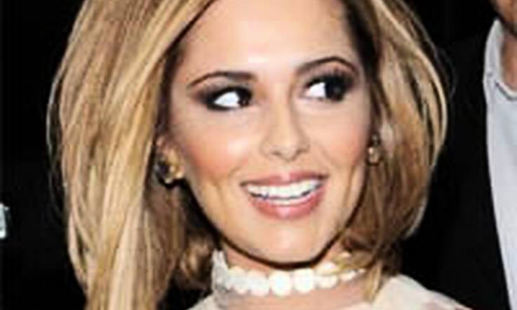 How to Get Cheryl Cole's Blonde Hair With L’Oréal Paris Perfect Blonde & Casting Crème Gloss 8304