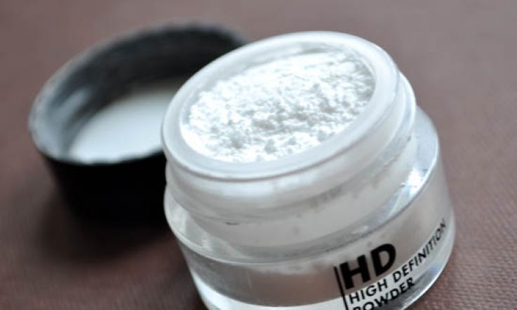Make Up For Ever HD Microfinish Powder: Why Does it go all White and Weird?