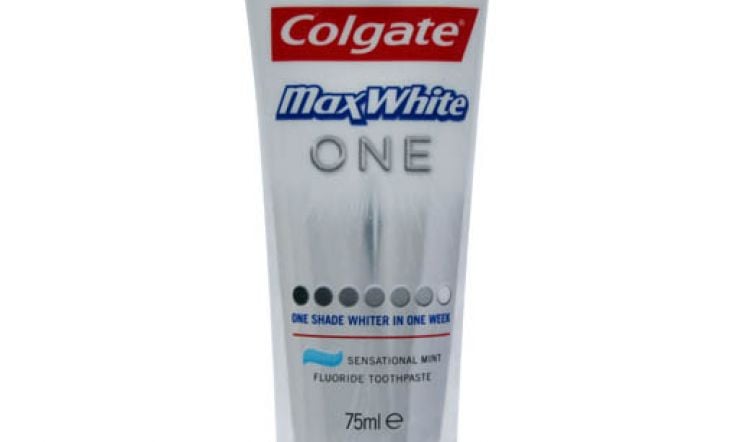 Colgate MaxWhite One Toothpaste review