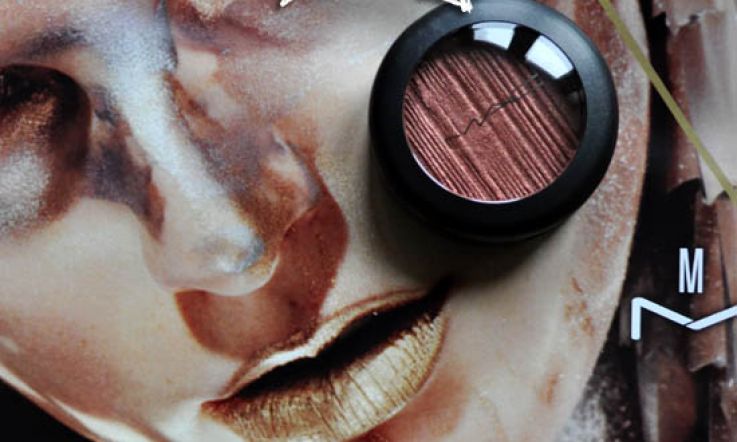 Mac Metal-X Cream Shadow for December 2011: Pictures & Swatches