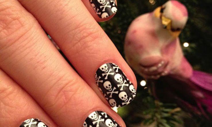 Off-Kilter Christmas Nails: Claire's Accessories Nail Stickers Review