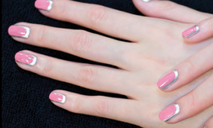 Beaut.ie How To: Chanel's Haute to Trot AW12 Manicure