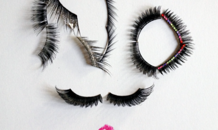 Back to beauty school: How to trim false eyelashes properly