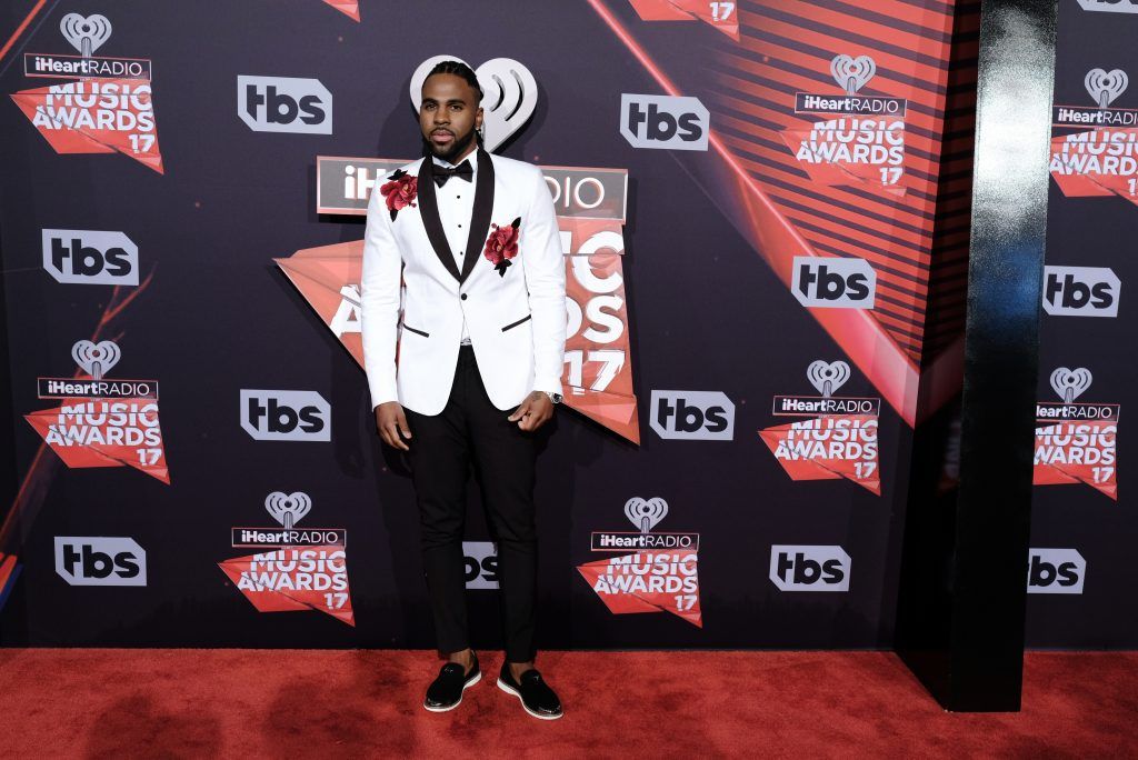 Singer-songwriter Jason Derulo attends the 2017 iHeartRadio Music Awards which broadcast live on Turner's TBS, TNT, and truTV at The Forum on March 5, 2017 in Inglewood, California.  (Photo by Alberto E. Rodriguez/Getty Images)