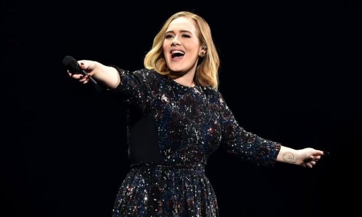 Want to know how Adele gets to the stage unnoticed? It's a bit gross