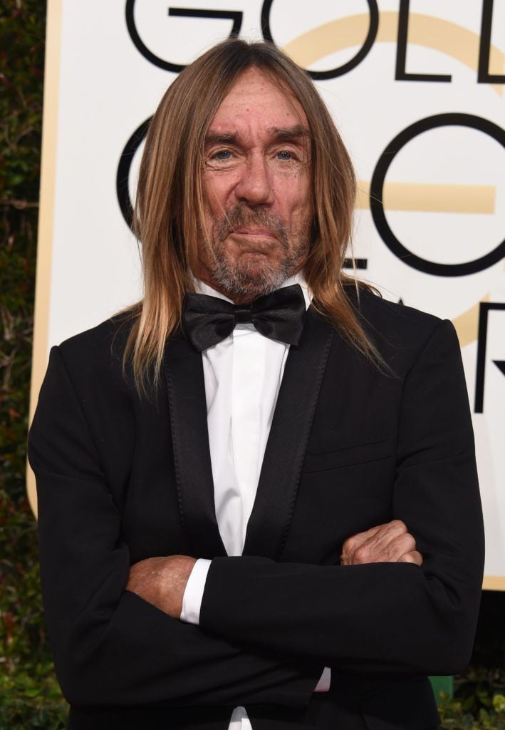 Singer Iggy Pop arrives at the 74th annual Golden Globe Awards, January 8, 2017, at the Beverly Hilton Hotel in Beverly Hills, California.   (Photo VALERIE MACON/AFP/Getty Images)