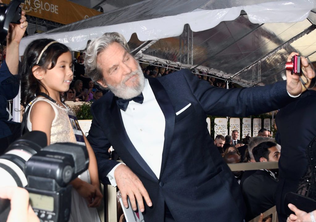 BEVERLY HILLS, CA - JANUARY 08: Actor Jeff Bridges attends the 74th Annual Golden Globe Awards at The Beverly Hilton Hotel on January 8, 2017 in Beverly Hills, California.  (Photo by Frazer Harrison/Getty Images)