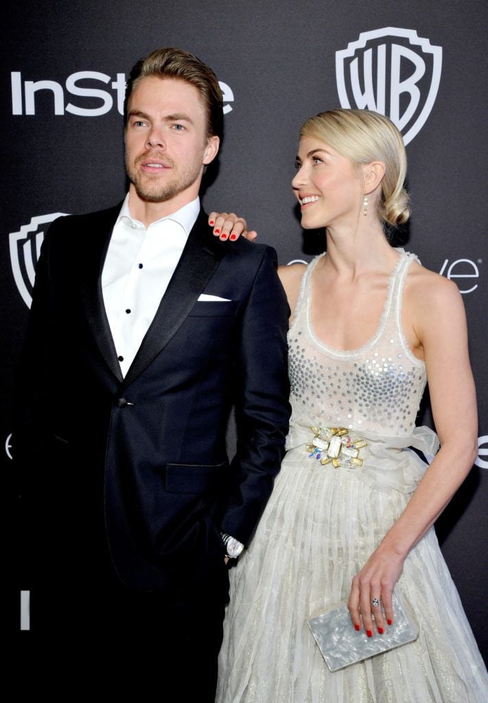 BEVERLY HILLS, CA - JANUARY 08:  Dancers Derek Hough (L) and Julianne Hough attend The 2017 InStyle and Warner Bros. 73rd Annual Golden Globe Awards Post-Party at The Beverly Hilton Hotel on January 8, 2017 in Beverly Hills, California.  (Photo by John Sciulli/Getty Images for InStyle)