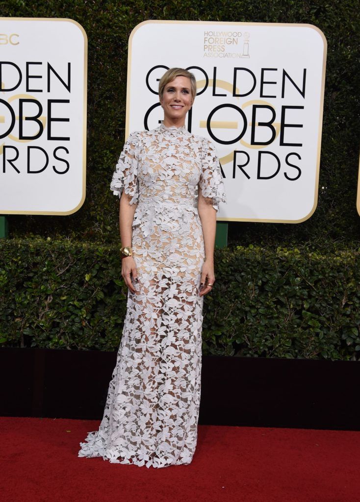 Actress Kristen Wiig arrives at the 74th annual Golden Globe Awards, January 8, 2017, at the Beverly Hilton Hotel in Beverly Hills, California.      (Photo VALERIE MACON/AFP/Getty Images)
